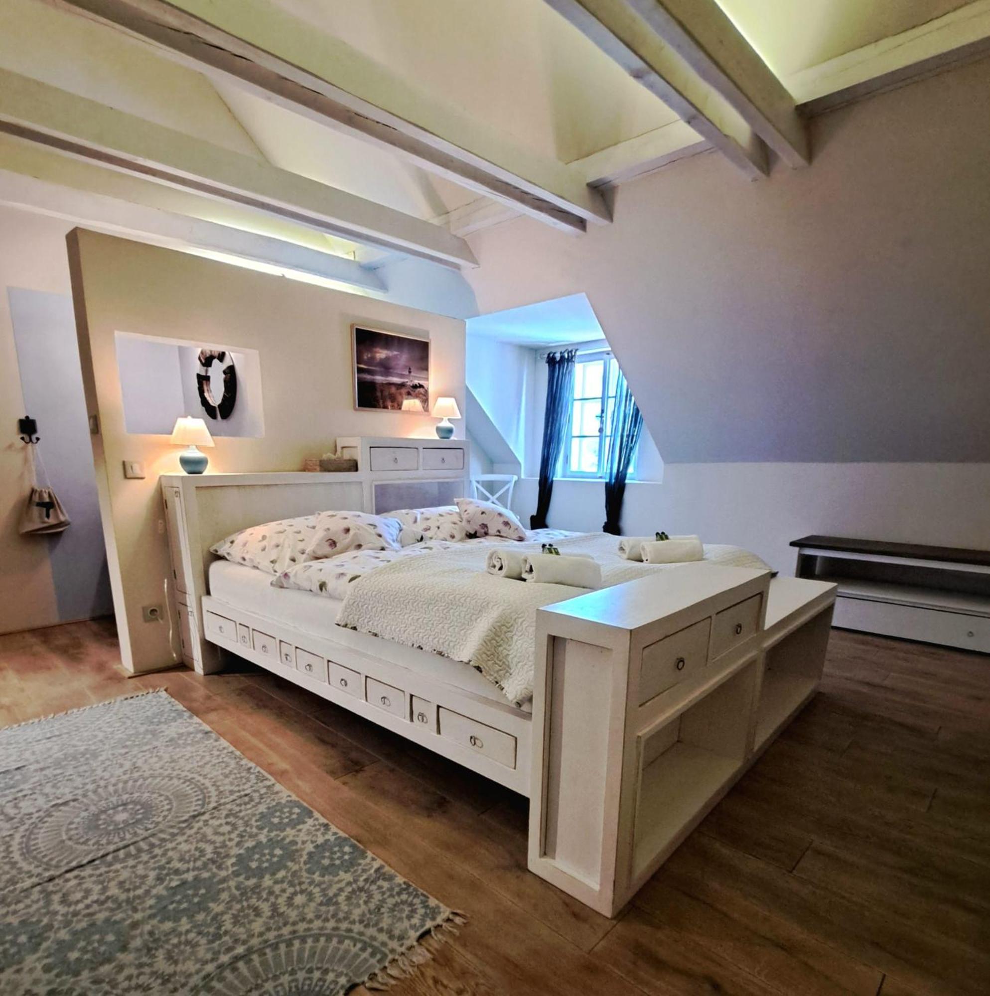 Matejovec38 Bed & Breakfast Slavonice Dış mekan fotoğraf